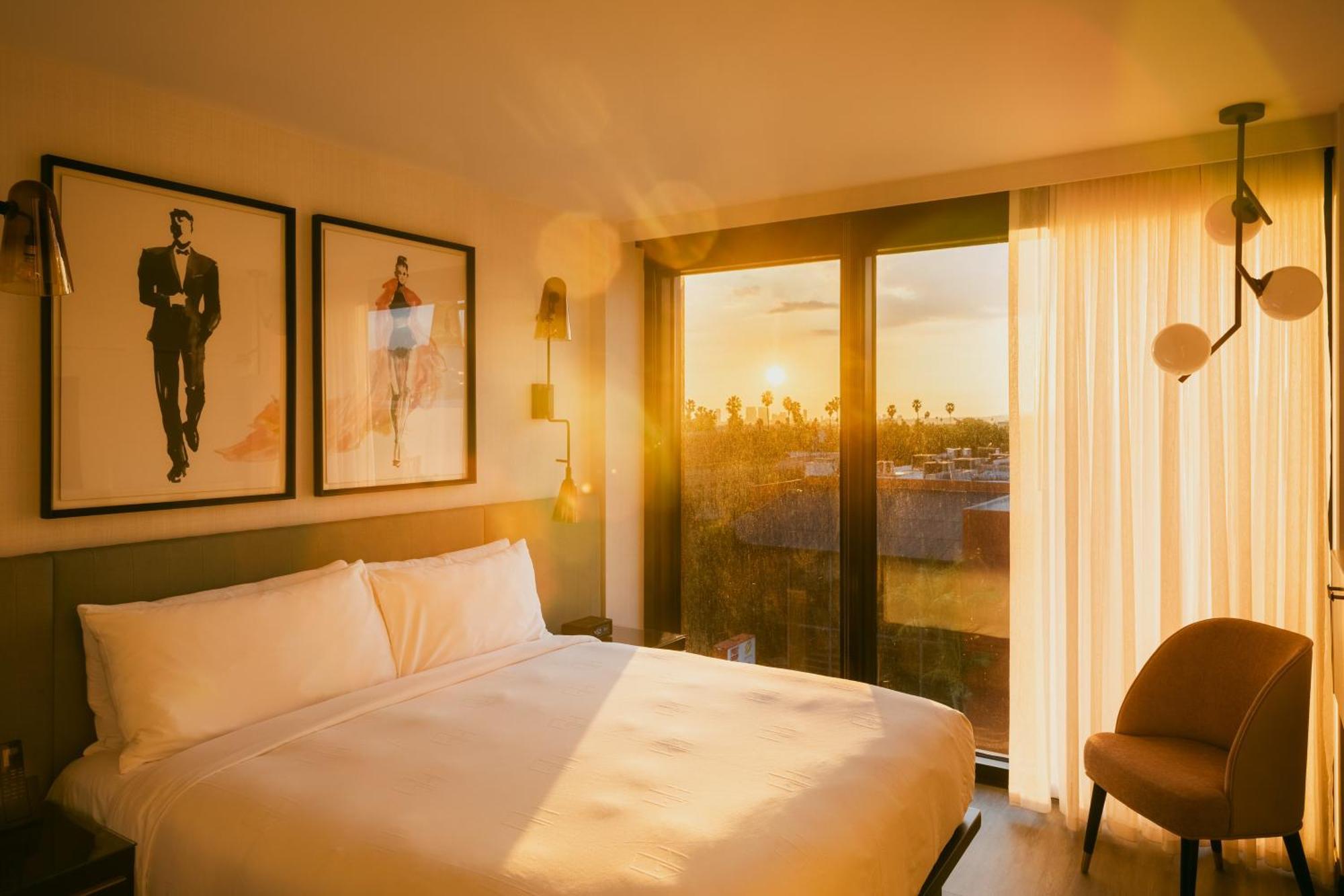 Hotel The Godfrey Hollywood 4*